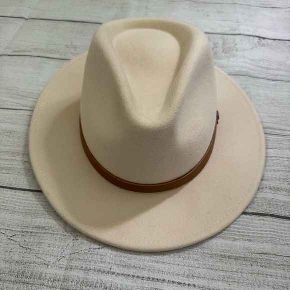 Brixton Messer Hat in Sand Medium - Picture 3 of 9